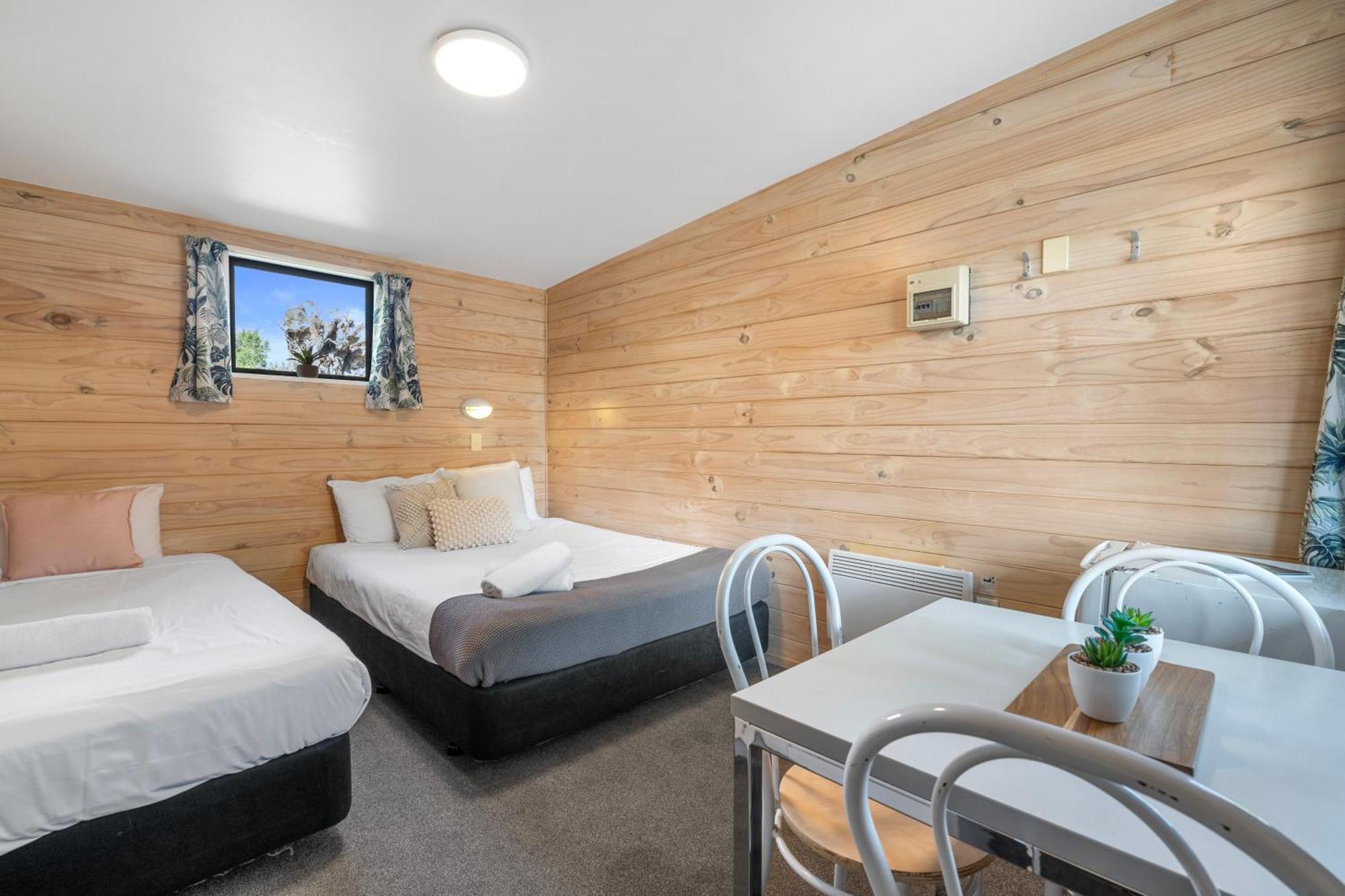 Tasman - 5* Christchurch